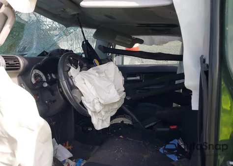 2010 Toyota Fj Cruiser from USA, damaged, VIN JTEBU4BF6AK088964